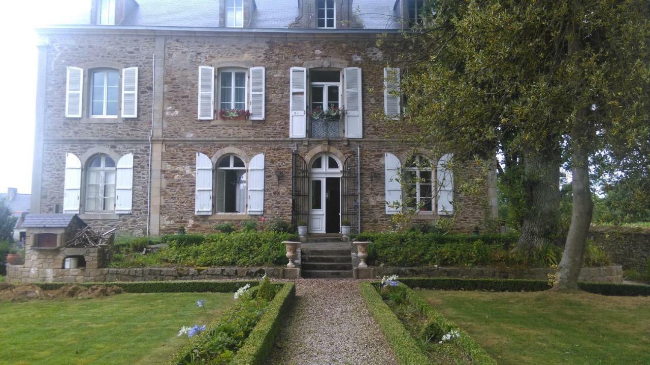 Le Manoir De La Bigotiere Bed & Breakfast Pleslin-Trigavou Exterior photo